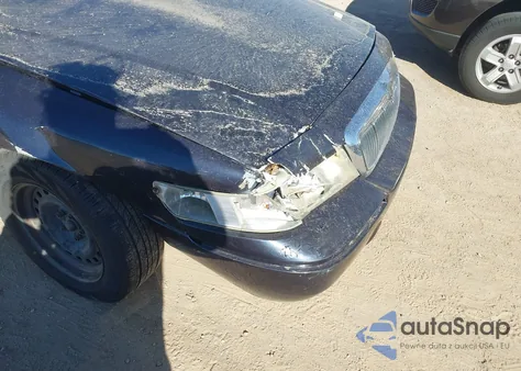 2000 Mercury Grand Marquis Gs из США, поврежденный, VIN 2MEFM74W2YX644424